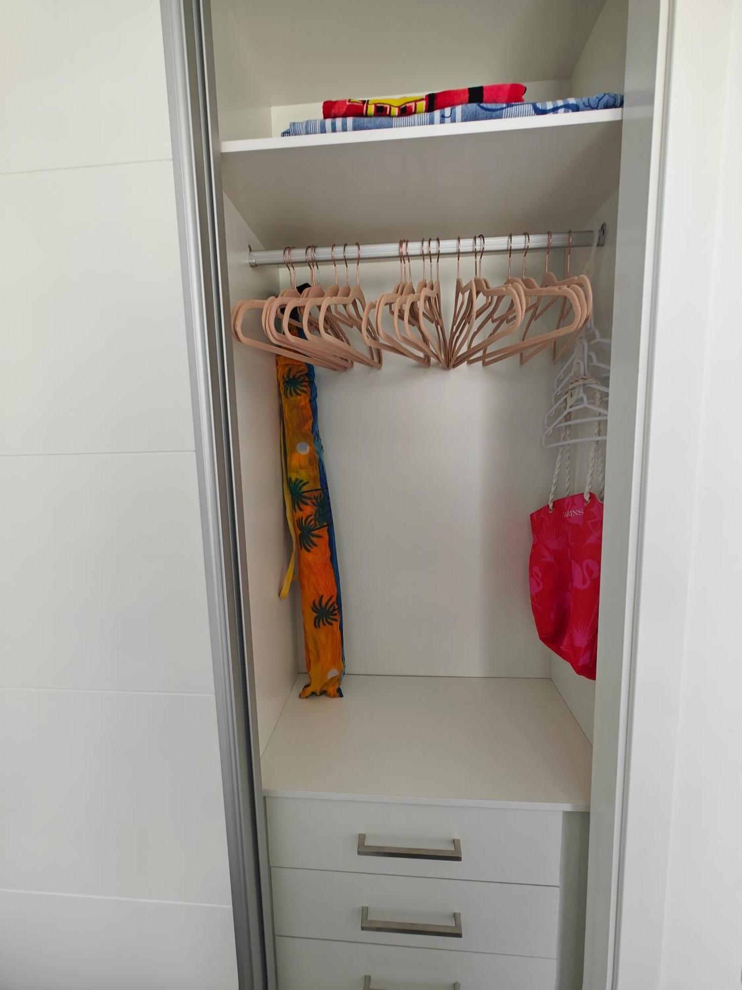 Sun Apartment - 3 Bedrooms, Priv Parking, Pool, Ac, Tv Channels, Fibre Net Лос Кристианос Екстериор снимка