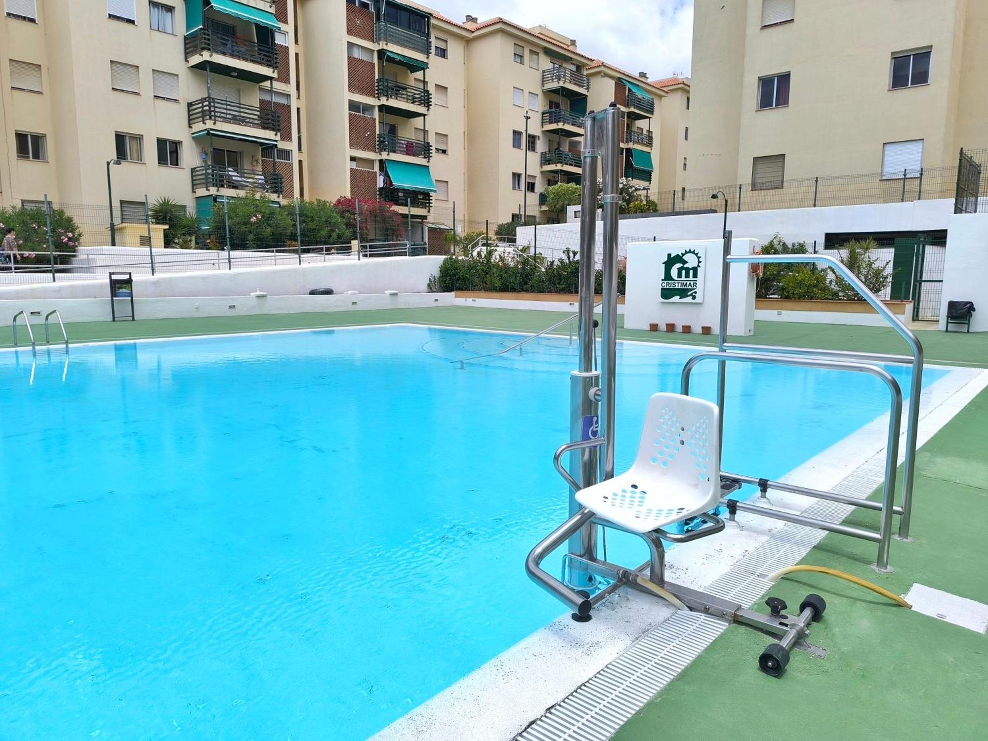 Sun Apartment - 3 Bedrooms, Priv Parking, Pool, Ac, Tv Channels, Fibre Net Лос Кристианос Екстериор снимка